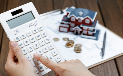 Na co zwrócić uwagę wybierając rodzaj oprocentowania kredytu hipotecznego. Różnice między oprocentowaniem zmiennym a stałym.